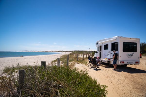 CamperMauiAustralienRiver BBQ2