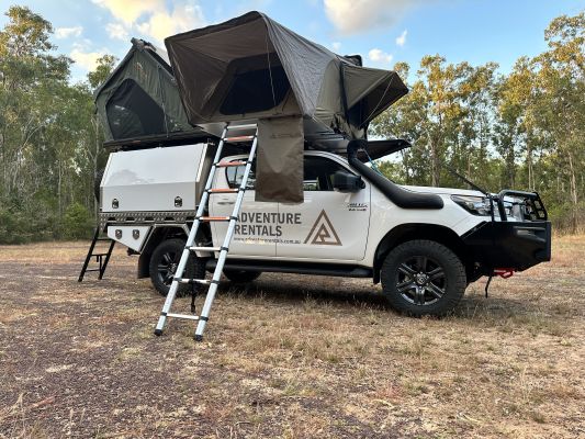 FahrzeugeAdventure RentalsToyota Hilux 4WD Camper 2RTTDriver Side View Photoc